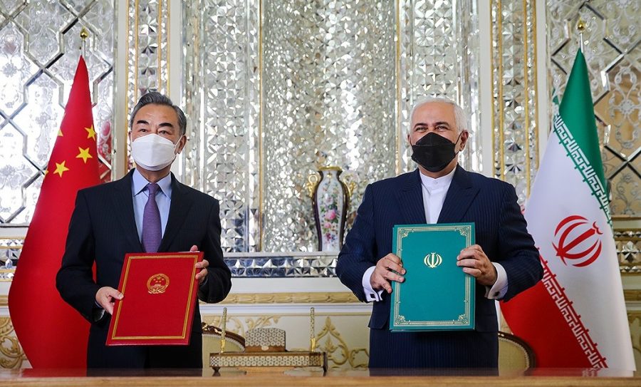 Wang Yi and Mohammad Javad Zarif at the Ministry of Foreign Affairs of Iran, after signing a document on the plan for China-Iran comprehensive cooperation.