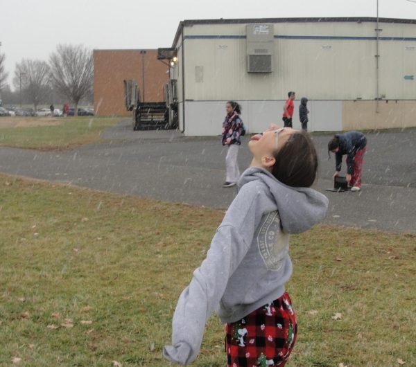 Students enjoy surprise snowfall